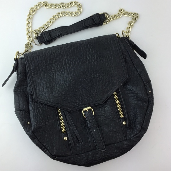 Steve Madden Handbags - Steve Madden Black Crossbody Purse Leather